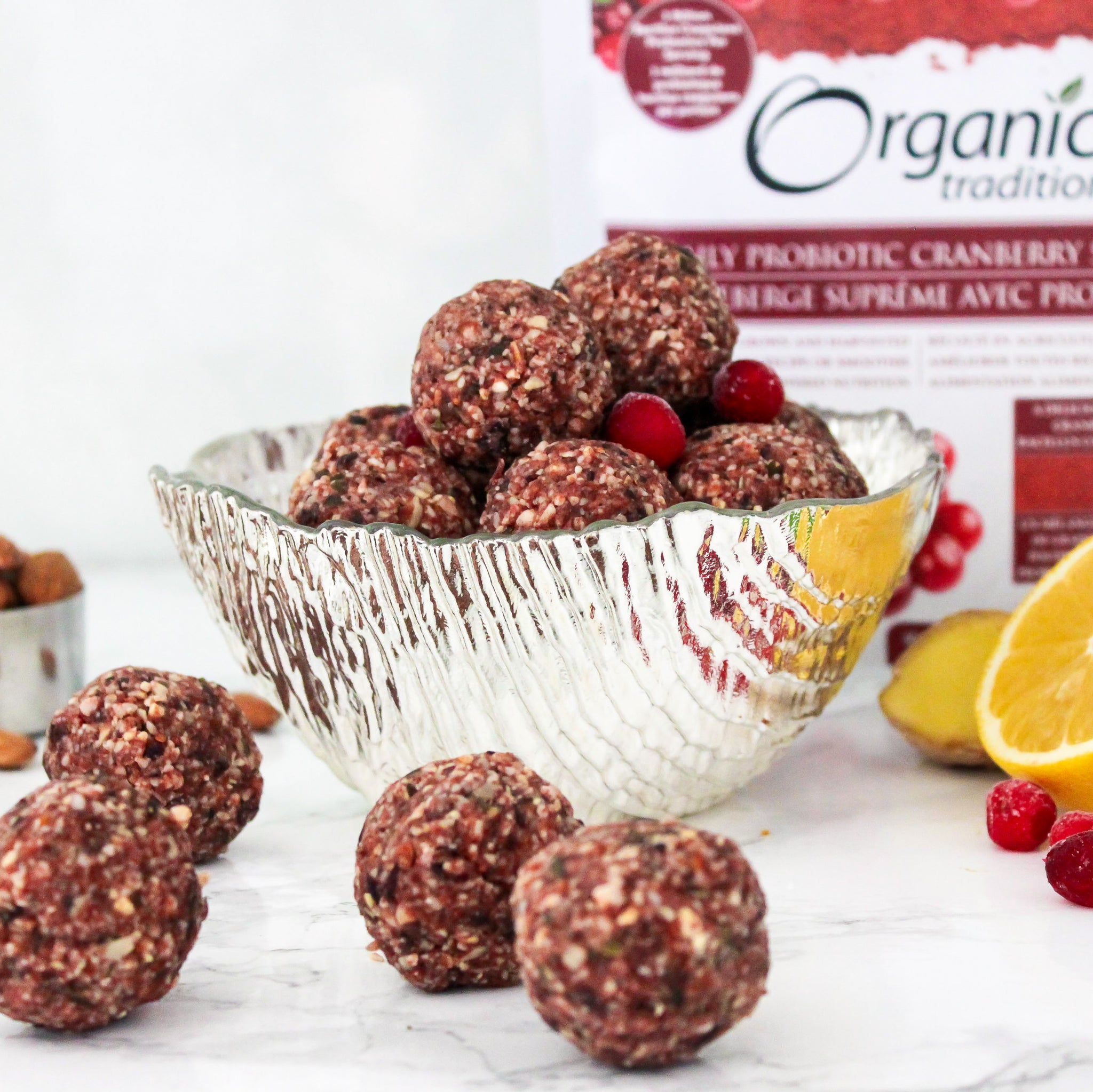 spiced cranberry bliss balls
