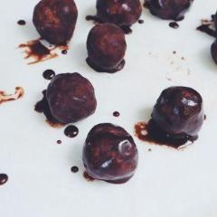 chocolate covered banana bites